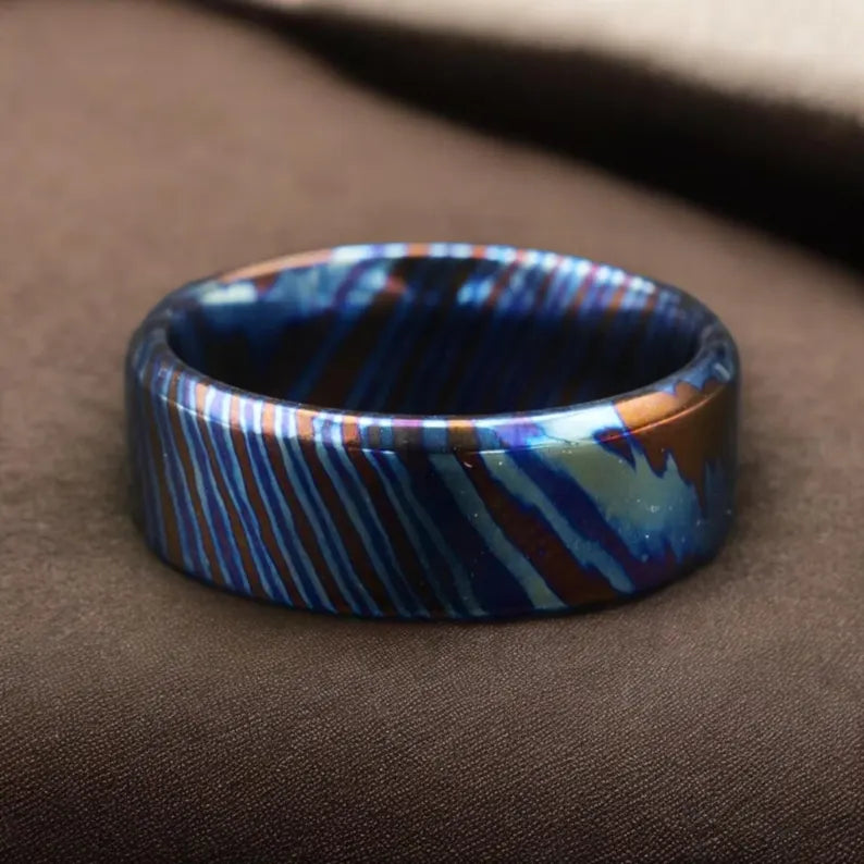 Nemesis' Balance ( Timascus Hammered Ring )